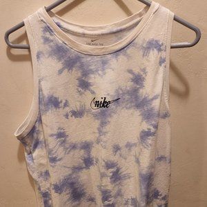 Nike tank